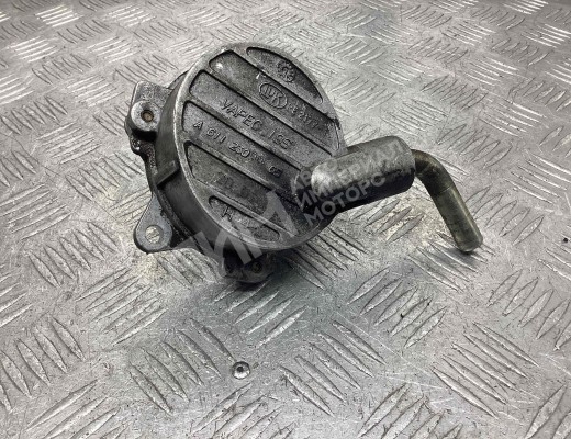 Насос вакуумный Mercedes C (W203) 2000-2004  Mercedes C C (W203) 2000-2004