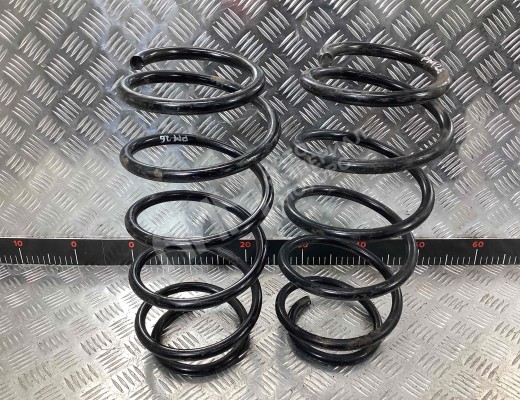 Пружина передняя Audi 100 C3 1982-1991  Audi 100 100 C3 1982-1991