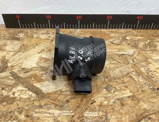 Расходомер воздуха Audi A4 B6 (8EC, 8E5) 2000-2004  Audi A4 A4 B6 (8EC, 8E5) 2000-2004