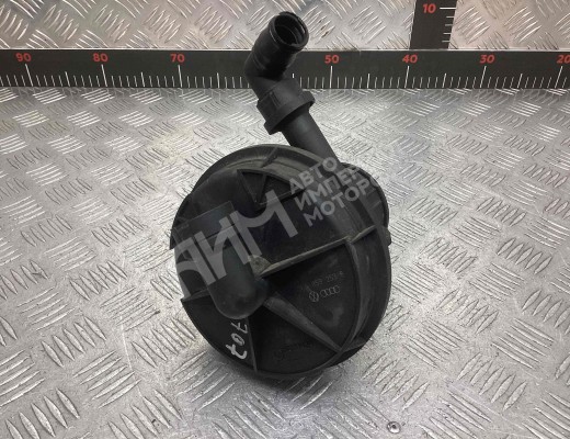 Насос продувки катализатора Volkswagen Golf IV (1J) 1997-2004  Volkswagen Golf Golf IV (1J) 1997-2004