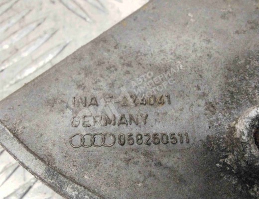 Натяжитель ремня компрессора кондиционера Audi A4 B5 (8D) 1994-1999  Audi A4 A4 B5 (8D) 1994-1999