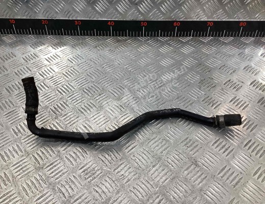 Трубка охлаждающей жидкости металлическая Audi A6 C5 (4B) 1997-2001  Audi A6 A6 C5 (4B) 1997-2001