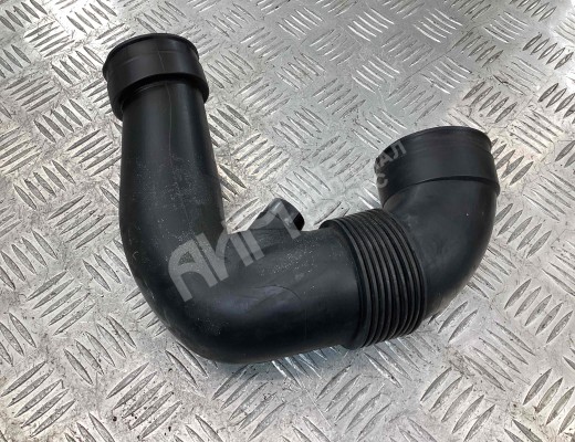 Патрубок воздушного фильтра Mercedes C (W203) 2000-2004  Mercedes C C (W203) 2000-2004