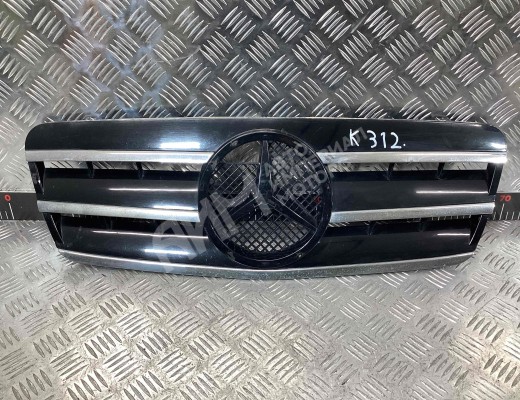 Решетка радиатора Mercedes CLK (W208) 1997-2002  Mercedes CLK CLK (W208) 1997-2002