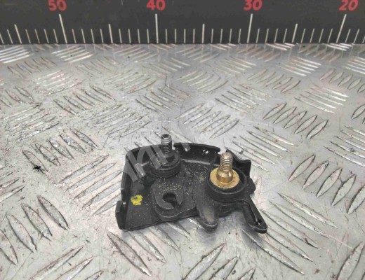 Замок двери сдвижной Chrysler Voyager III (GS) 1995-2001  Chrysler Voyager Voyager III (GS) 1995-2001