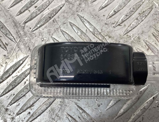 Фонарь салона (плафон) Toyota Avensis III (T270) 2008-2015  Toyota Avensis Avensis III (T270) 2008-2015