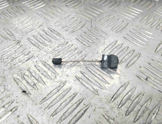 Трос двери передней Volkswagen Golf+ V (5M) 2005-2014  Volkswagen Golf Plus Golf+ V (5M) 2005-2014