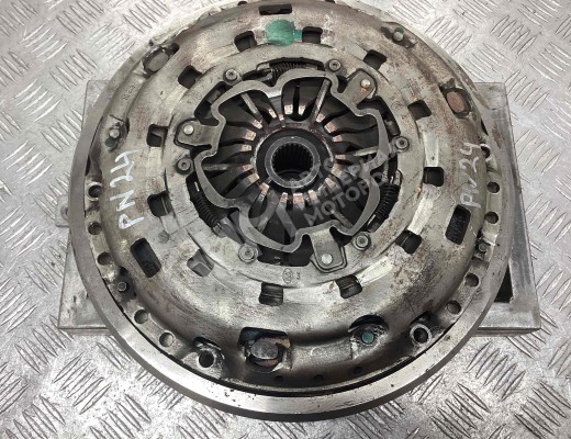 Маховик Honda CR-V II (RD8, RD9) 2004-2006 рестайлинг  Honda CR-V CR-V II (RD8, RD9) 2004-2006 рестайлинг