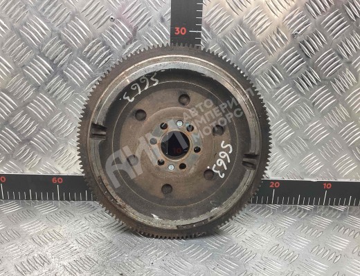 Маховик Audi A4 B5 (8D) 1994-1999  Audi A4 A4 B5 (8D) 1994-1999
