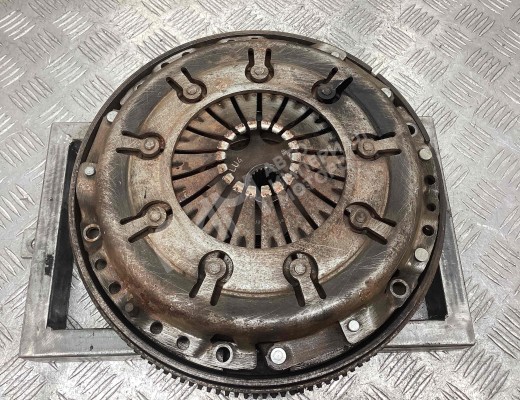 Маховик Audi A4 B5 (8D) 1994-1999  Audi A4 A4 B5 (8D) 1994-1999