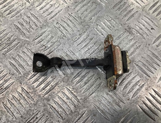 Ограничитель открывания двери Kia Carnival I (GQ) 1998-2006  Kia Carnival Carnival I (GQ) 1998-2006