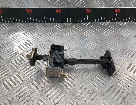 Ограничитель открывания двери передней Mercedes E (W211) 2002-2006  Mercedes E E (W211) 2002-2006