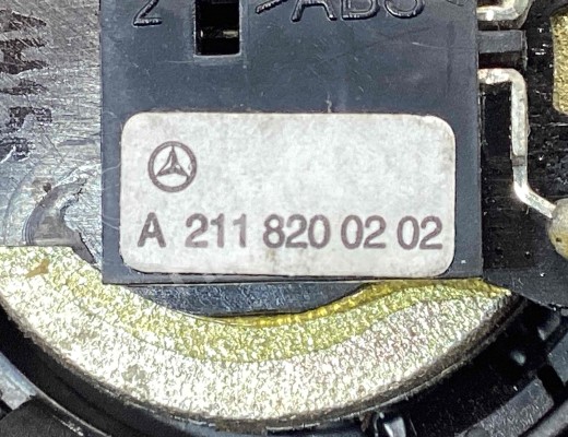 Накладка на зеркало правое Mercedes E (W211) 2002-2006  Mercedes E E (W211) 2002-2006
