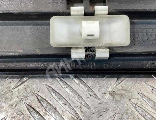 Молдинг двери передней правой Mercedes E (W211) 2002-2006  Mercedes E E (W211) 2002-2006