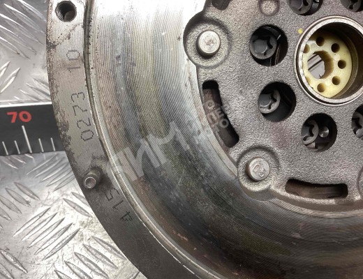 Маховик Kia Sportage II (JE) 2004-2008  Kia Sportage Sportage II (JE) 2004-2008