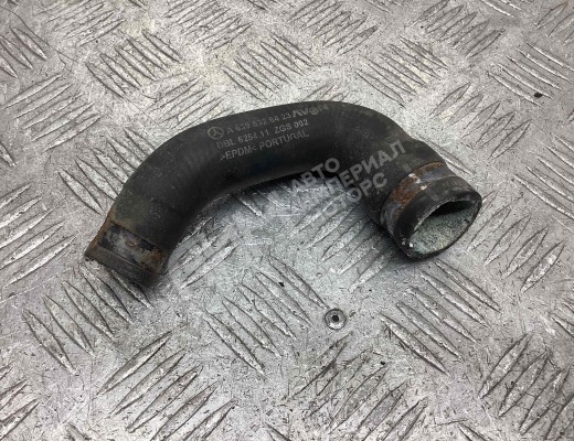 Патрубок (трубопровод, шланг) Mercedes Vito II (W639) 2003-2010  Mercedes Vito Vito II (W639) 2003-2010
