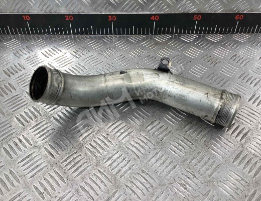 Патрубок интеркулера Volvo V70 II (SW) 2000-2008  Volvo V70 V70 II (SW) 2000-2008