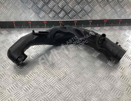 Патрубок интеркулера Volkswagen Golf IV (1J) 1997-2004  Volkswagen Golf Golf IV (1J) 1997-2004