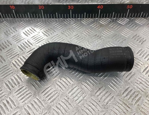 Патрубок интеркулера Volvo V70 II (SW) 2000-2008  Volvo V70 V70 II (SW) 2000-2008
