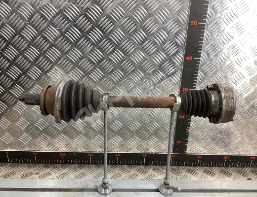 Полуось передняя левая (приводной вал, ШРУС) Skoda Fabia II (5J) 2007-2014  Skoda Fabia Fabia II (5J) 2007-2014