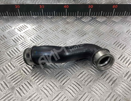 Патрубок интеркулера Volkswagen Golf IV (1J) 1997-2004  Volkswagen Golf Golf IV (1J) 1997-2004