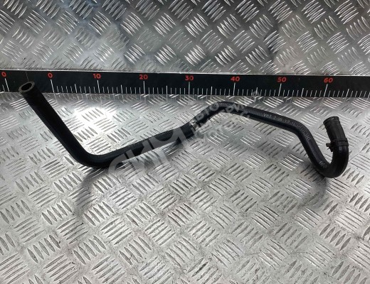 Патрубок радиатора Volkswagen Bora (1J) 1998-2005  Volkswagen Bora Bora (1J) 1998-2005