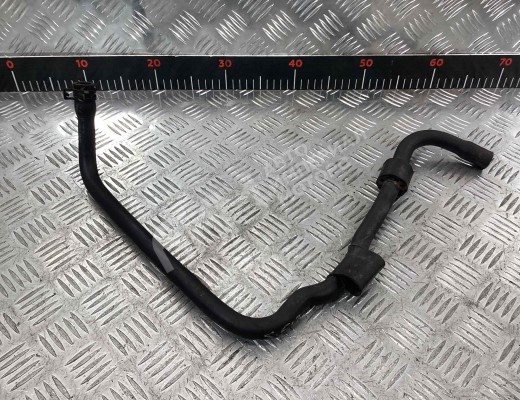 Патрубок радиатора Volkswagen Bora (1J) 1998-2005  Volkswagen Bora Bora (1J) 1998-2005