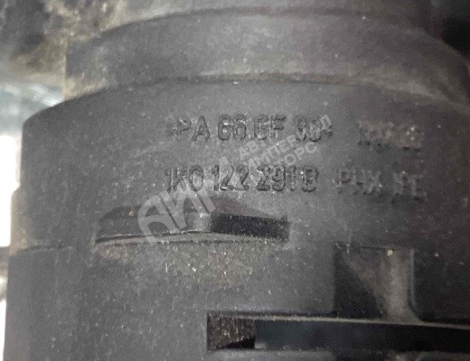 Фланец (тройник) системы охлаждения Volkswagen Passat B6 (3C) 2005-2010  Volkswagen Passat Passat B6 (3C) 2005-2010