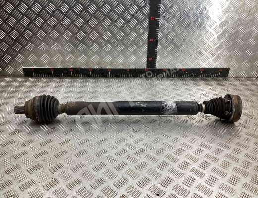 Полуось передняя правая (приводной вал, ШРУС) Volkswagen Passat B6 (3C) 2005-2010  Volkswagen Passat Passat B6 (3C) 2005-2010