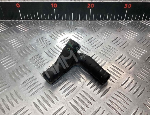 Фланец (тройник) системы охлаждения Renault Kangoo I 2003-2007 рестайлинг  Renault Kangoo Kangoo I 2003-2007 рестайлинг