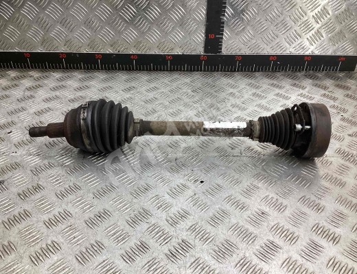 Полуось передняя левая (приводной вал, ШРУС) Volkswagen Golf IV (1J) 1997-2004  Volkswagen Golf Golf IV (1J) 1997-2004