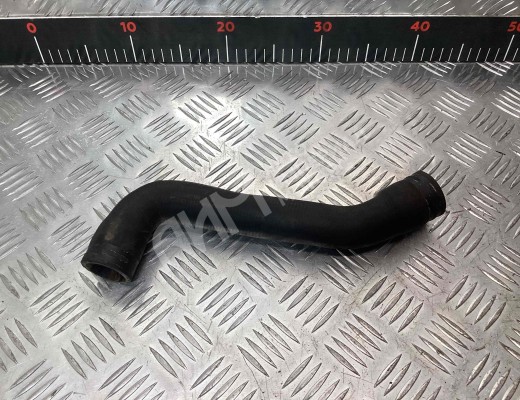 Патрубок радиатора Volkswagen Golf IV (1J) 1997-2004  Volkswagen Golf Golf IV (1J) 1997-2004