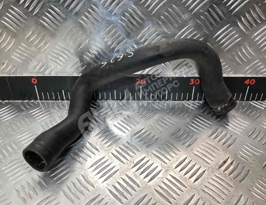 Патрубок радиатора Volkswagen Passat B6 (3C) 2005-2010  Volkswagen Passat Passat B6 (3C) 2005-2010