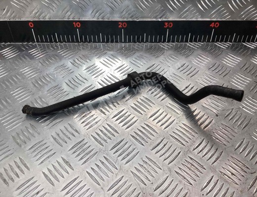 Патрубок радиатора Volkswagen Passat B6 (3C) 2005-2010  Volkswagen Passat Passat B6 (3C) 2005-2010