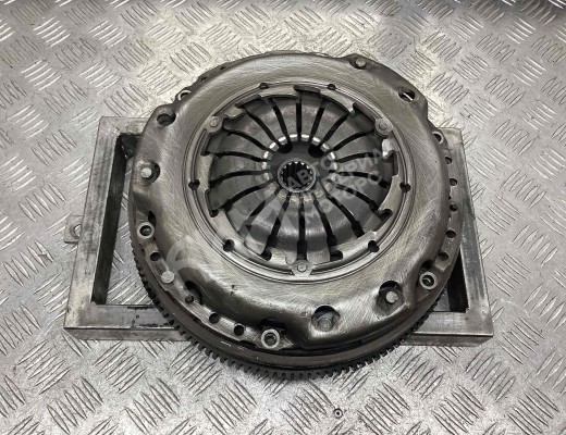 Маховик Opel Meriva A 2006-2010 рестайлинг  Opel Meriva Meriva A 2006-2010 рестайлинг