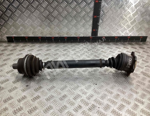 Полуось передняя правая (приводной вал, ШРУС) Audi A4 B5 (8D) 1994-1999  Audi A4 A4 B5 (8D) 1994-1999