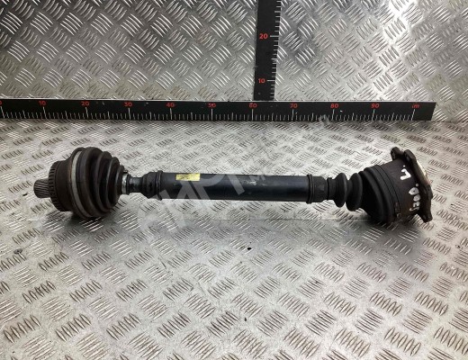 Полуось передняя левая (приводной вал, ШРУС) Audi A4 B5 (8D) 1994-1999  Audi A4 A4 B5 (8D) 1994-1999