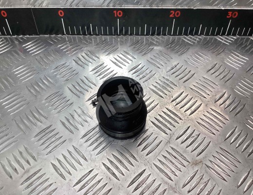 Патрубок интеркулера Volkswagen Golf IV (1J) 1997-2004  Volkswagen Golf Golf IV (1J) 1997-2004