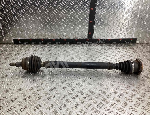 Полуось передняя правая (приводной вал, ШРУС) Volkswagen Golf IV (1J) 1997-2004  Volkswagen Golf Golf IV (1J) 1997-2004