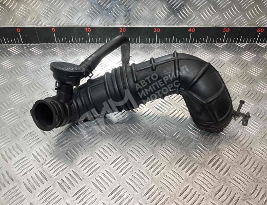 Патрубок интеркулера Kia Rio II (JB) 2005-2011  Kia Rio Rio II (JB) 2005-2011