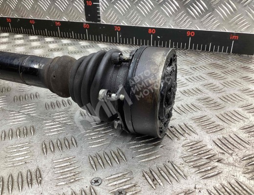 Полуось передняя правая (приводной вал, ШРУС) Volkswagen Golf IV (1J) 1997-2004  Volkswagen Golf Golf IV (1J) 1997-2004