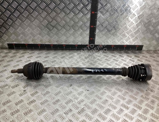 Полуось передняя правая (приводной вал, ШРУС) Skoda Octavia A4 Tour (1U) 1996-2010  Skoda Octavia Octavia A4 Tour (1U) 1996-2010