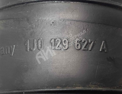 Патрубок интеркулера Volkswagen Golf IV (1J) 1997-2004  Volkswagen Golf Golf IV (1J) 1997-2004