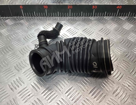 Патрубок воздушного фильтра Toyota Avensis III (T270) 2008-2015  Toyota Avensis Avensis III (T270) 2008-2015