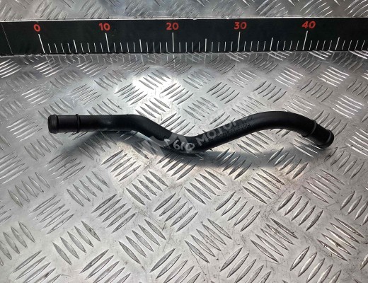 Патрубок радиатора Ford Mondeo III 2003-2007 рестайлинг  Ford Mondeo Mondeo III 2003-2007 рестайлинг