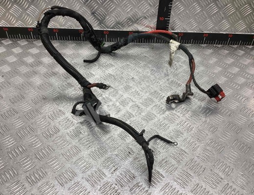 Клемма аккумулятора плюс Opel Zafira B 2005-2008  Opel Zafira Zafira B 2005-2008