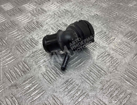 Фланец (тройник) системы охлаждения Seat Ibiza III (6L) 2002-2008  Seat Ibiza Ibiza III (6L) 2002-2008