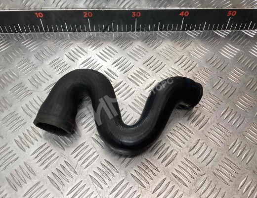 Патрубок интеркулера Audi A4 B5 (8D) 1999-2001 рестайлинг  Audi A4 A4 B5 (8D) 1999-2001 рестайлинг