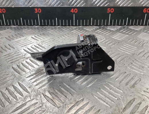 Ручка внутренняя задняя левая Hyundai Sonata IV (EF) 2001-2004 рестайлинг  Hyundai Sonata Sonata IV (EF) 2001-2004 рестайлинг