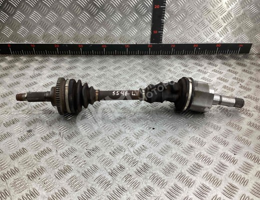 Полуось передняя левая (приводной вал, ШРУС) Kia Carnival I (GQ) 1998-2006  Kia Carnival Carnival I (GQ) 1998-2006